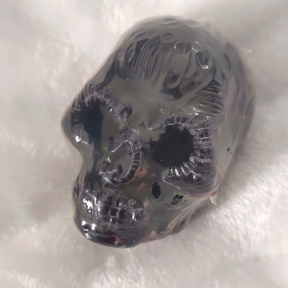 4 Small Bleeding Skull Candles